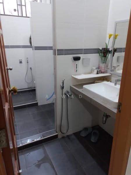Bungalow House untuk Dijual di Kulim Techno City (Kulim) - Aswad . - Bathroom - PropertyGuru.com.my