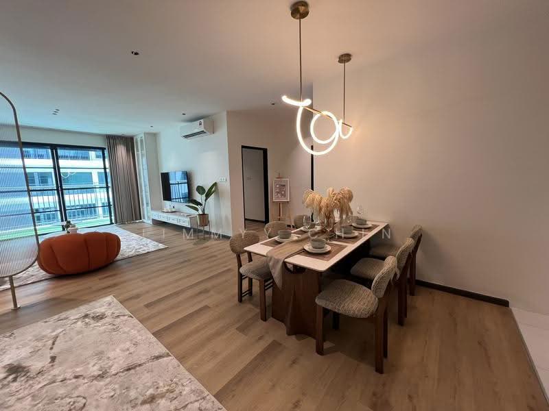 Kondominium untuk Dijual di Sapphire On The Park - Jimmyy Chin - Living Room - PropertyGuru.com.my