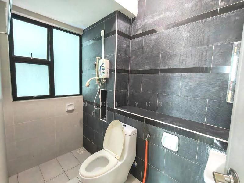 Service Residence for Rent at The Sky Executive Suites - Janice Yong - Bathroom - PropertyGuru.com.my