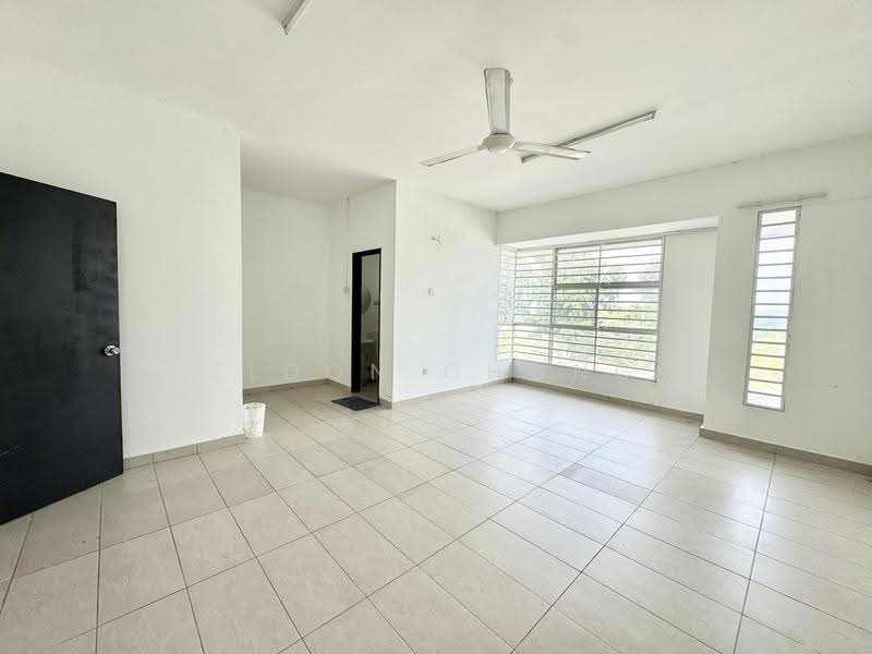 2-storey Terraced House for Rent in Kajang (Selangor) - Eldon Chong - Living Room - PropertyGuru.com.my