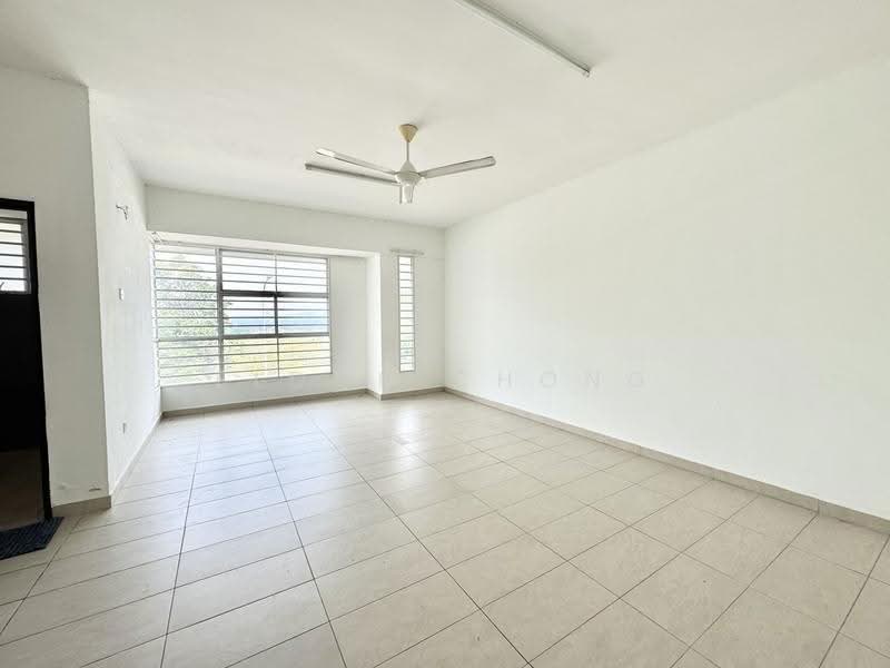 2-storey Terraced House for Rent in Kajang (Selangor) - Eldon Chong - Living Room - PropertyGuru.com.my