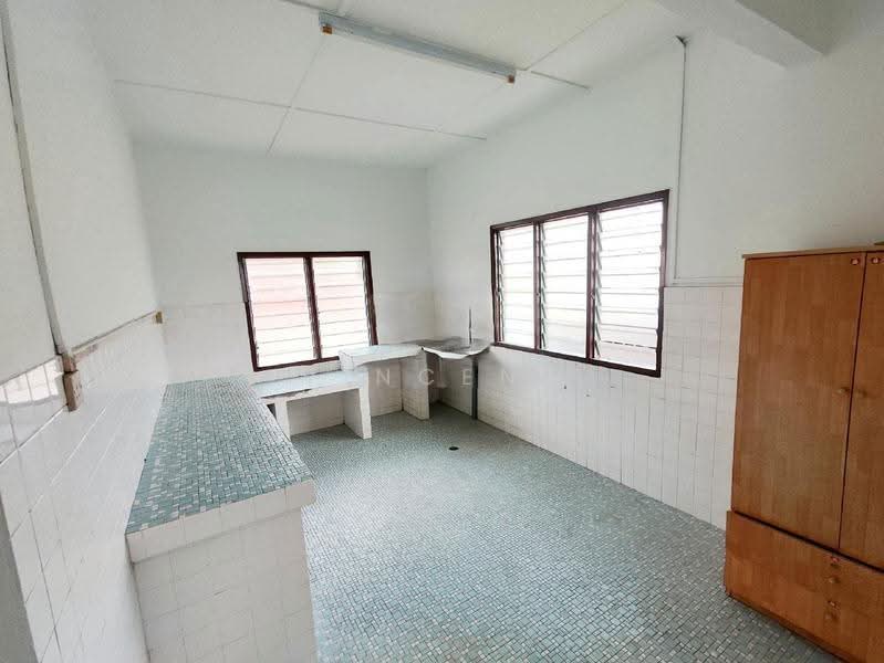 Banglo Komersial untuk Disewa di Kampung Cheras Baru (Ampang) - Vincent Lee - Kitchen - PropertyGuru.com.my