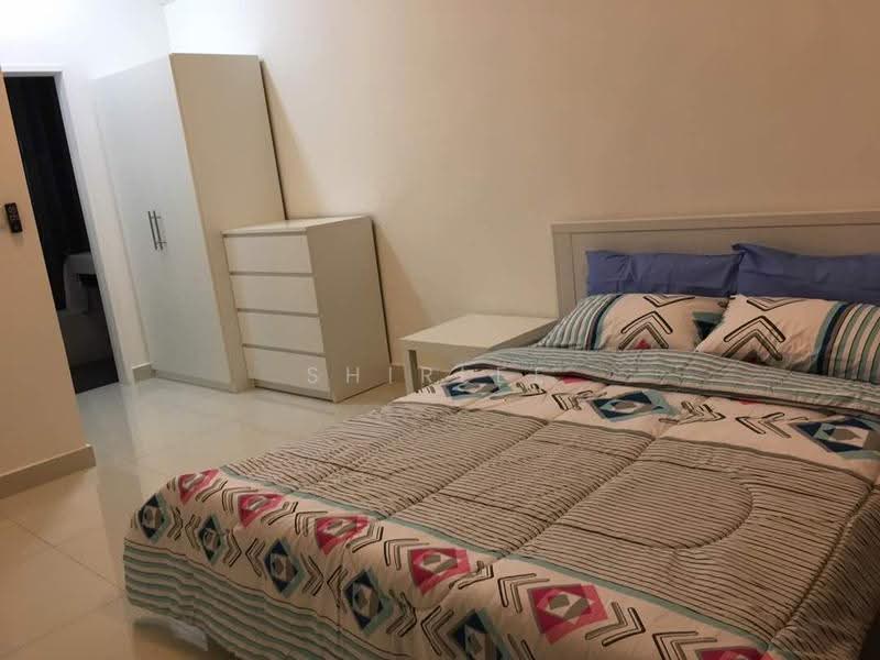 Kediaman Servis untuk Dijual di 8 Kinrara - Shirlee Toh - Bedroom - PropertyGuru.com.my