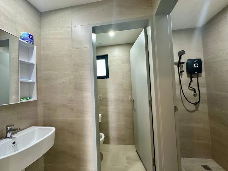 Condominium for Rent at Skyline KL - Jovin Siew - Common Bathroom - PropertyGuru.com.my