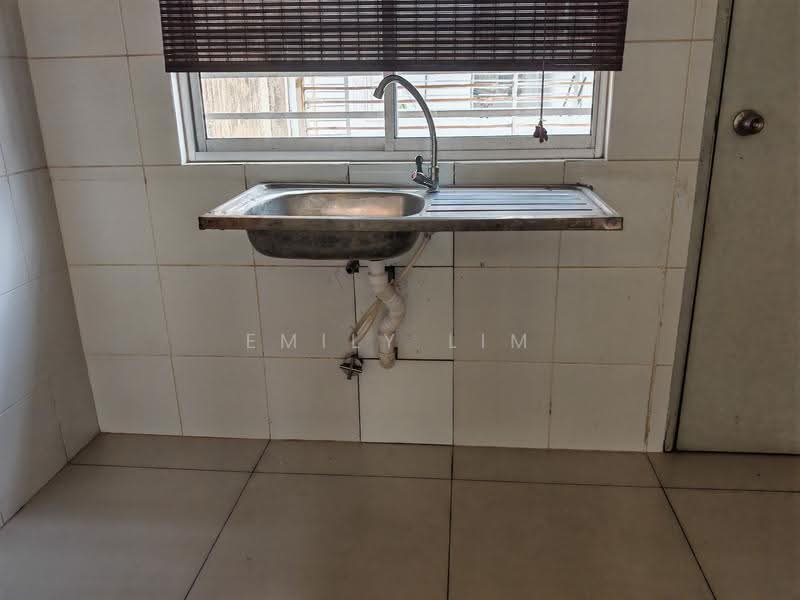 2-storey Terraced House for Sale in Ambang Botanic (Klang) - Emily Lim - Kitchen - PropertyGuru.com.my