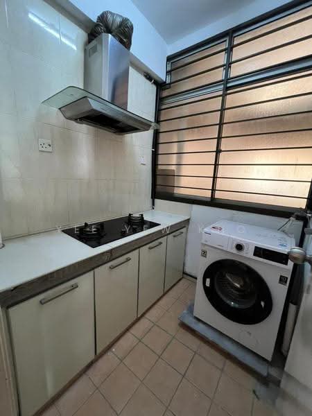 Kondominium untuk Disewa di Endah Puri - Yee Yew Kho - Kitchen - PropertyGuru.com.my
