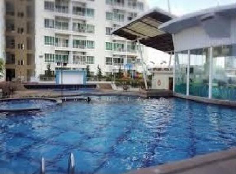 Kondominium untuk Dijual di Prince Tower - Jason Tang - Pool - PropertyGuru.com.my