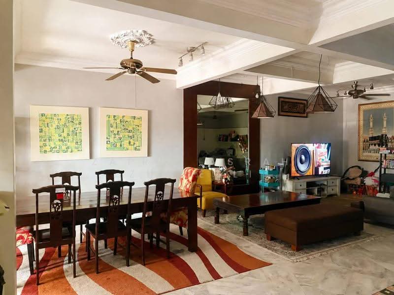 2-storey Terraced House for Sale in Bandar Baru Bangi (Selangor) - Zairul Asrah Zulkefli - Living Room - PropertyGuru.com.my