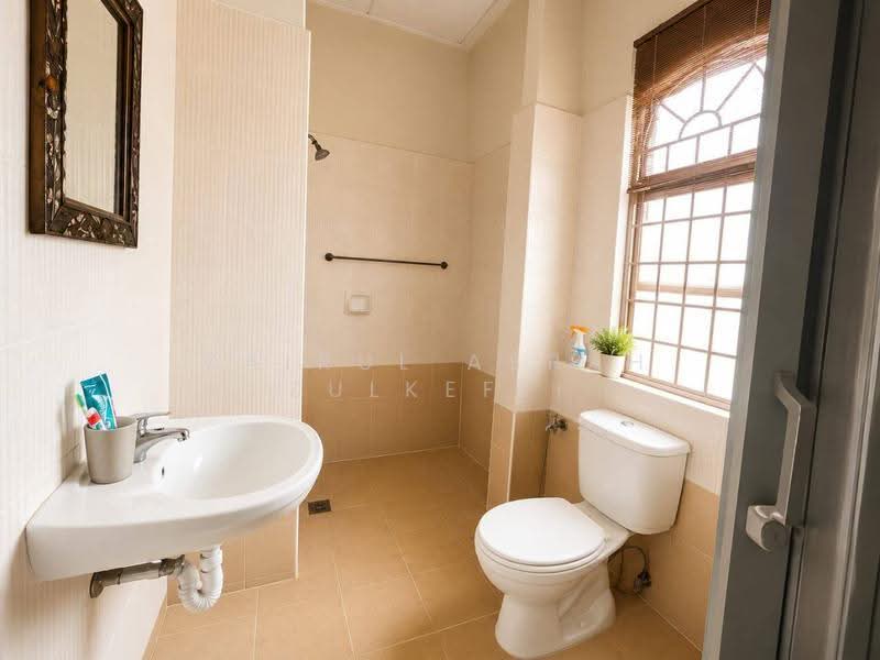 2-storey Terraced House for Sale in Bandar Baru Bangi (Selangor) - Zairul Asrah Zulkefli - Bathroom - PropertyGuru.com.my