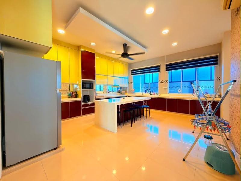 Rumah Berkembar untuk Dijual di Taman Perling (Perling) - Nathan Chan - Kitchen - PropertyGuru.com.my