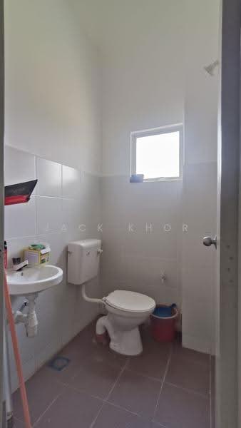 1-storey Terraced House for Sale in Kapar (Selangor) - Jack Khor Phor Jiing - Bathroom - PropertyGuru.com.my