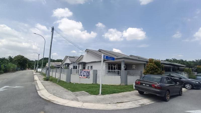 1-storey Terraced House for Sale in Kapar (Selangor) - Jack Khor Phor Jiing - Exterior - PropertyGuru.com.my