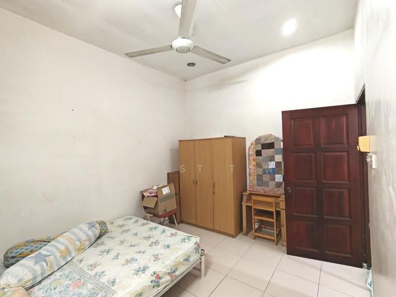 1-storey Terraced House for Sale in Taman Abad (Johor Bahru) - Celest Tan - PropertyGuru.com.my