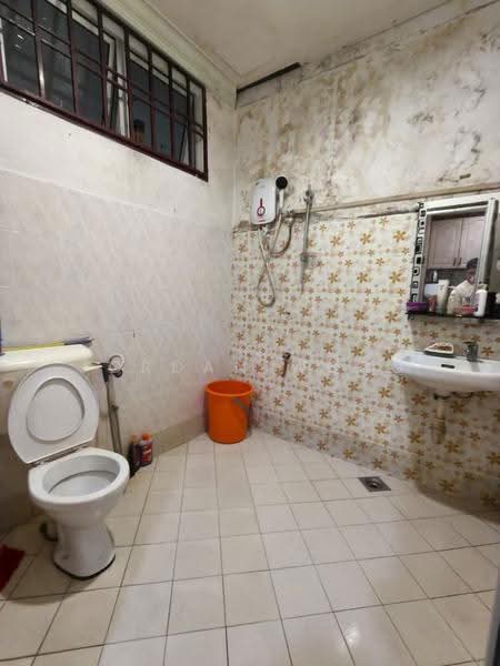 Rumah Teres 1-Tingkat untuk Dijual di Taman Pulai Utama (Skudai) - Jordan Wong - Bathroom - PropertyGuru.com.my