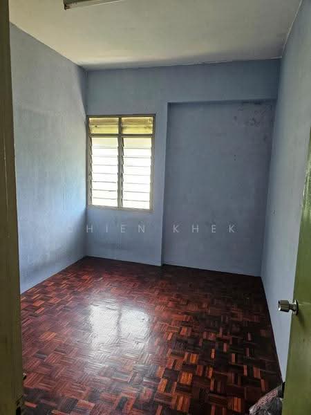 Apartment for Sale at Apartment Taman Wayton - Chien Khek Ng - Interior - PropertyGuru.com.my