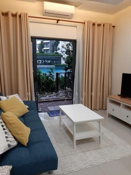 Kediaman Servis untuk Dijual di Suria Residence - Mohd Zakri Mohd Zamberi - Living Room - PropertyGuru.com.my
