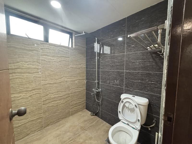 Condominium for Rent at Vista Kiara - Sky Lim - Bathroom - PropertyGuru.com.my