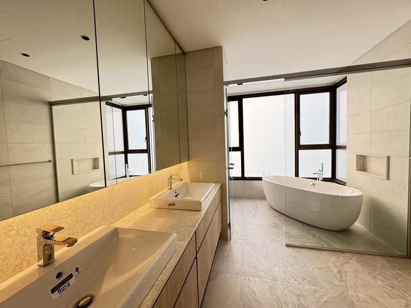 Kediaman Servis untuk Dijual di Jendela Residences - Heidi Lim - Bathroom - PropertyGuru.com.my