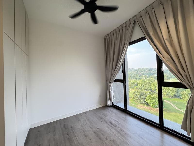 Kediaman Servis untuk Dijual di Jendela Residences - Heidi Lim - Bedroom - PropertyGuru.com.my