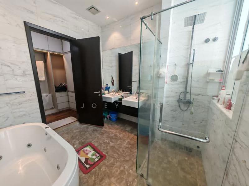 Rumah Berkembar untuk Dijual di Kinrara Residence (Puchong) - Joey Lim - Bathroom - PropertyGuru.com.my