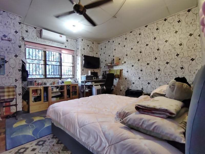 2-storey Terraced House for Sale in Rawang (Selangor) - Nazrin Hakimin - Bedroom - PropertyGuru.com.my