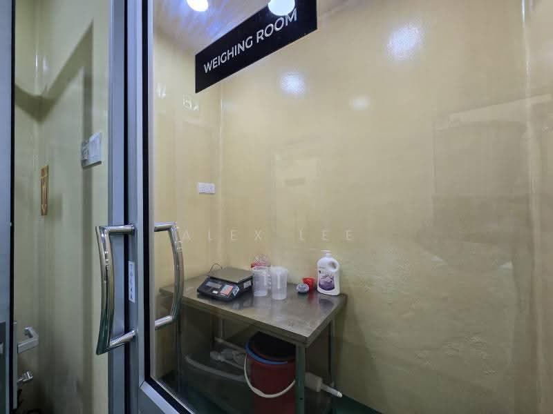 Warehouse for Sale in Subang Jaya (Selangor) - Alex Lee - Interior - PropertyGuru.com.my