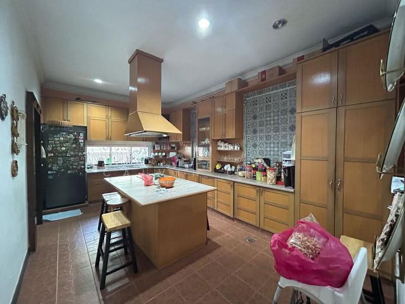 Rumah Berkembar untuk Dijual di Ukay Perdana (Ulu Kelang) - calvin Chin - Kitchen - PropertyGuru.com.my