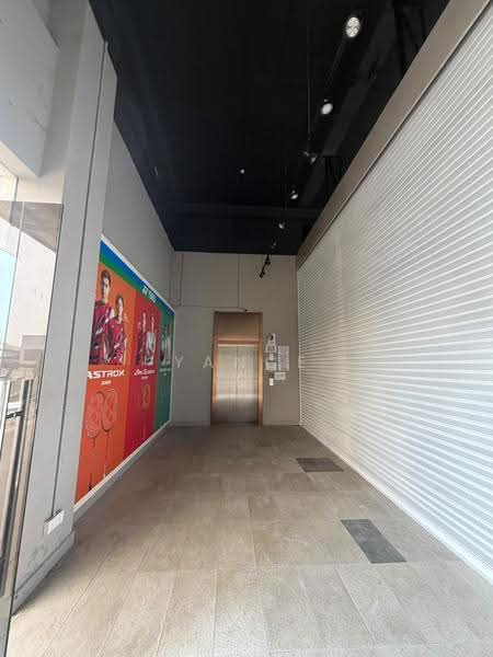 Kilang untuk Dijual di Balakong (Selangor) - Yance Liew - Corridor - PropertyGuru.com.my