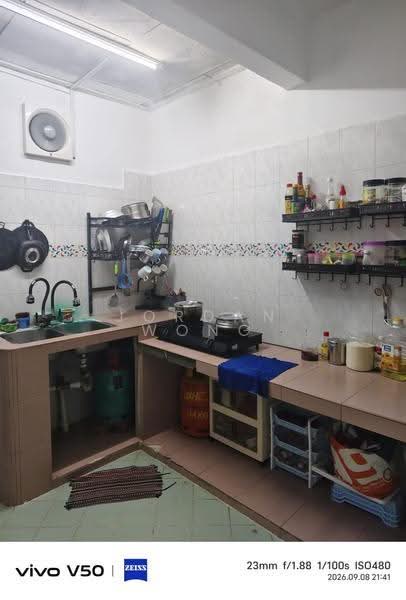 2-storey Terraced House for Sale in Taman Mount Austin (Tebrau) - Jordan Wong - Kitchen - PropertyGuru.com.my