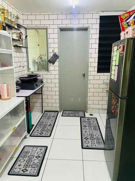 Rumah Bandar untuk Dijual di Bandar Botanic (Klang) - M.K. Heng - Kitchen - PropertyGuru.com.my
