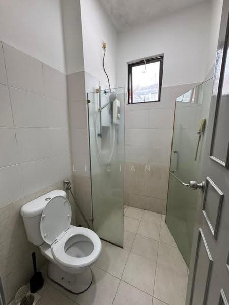 Cluster House for Sale in Austin Heights (Tebrau) - Li Lian Chew - Bathroom - PropertyGuru.com.my