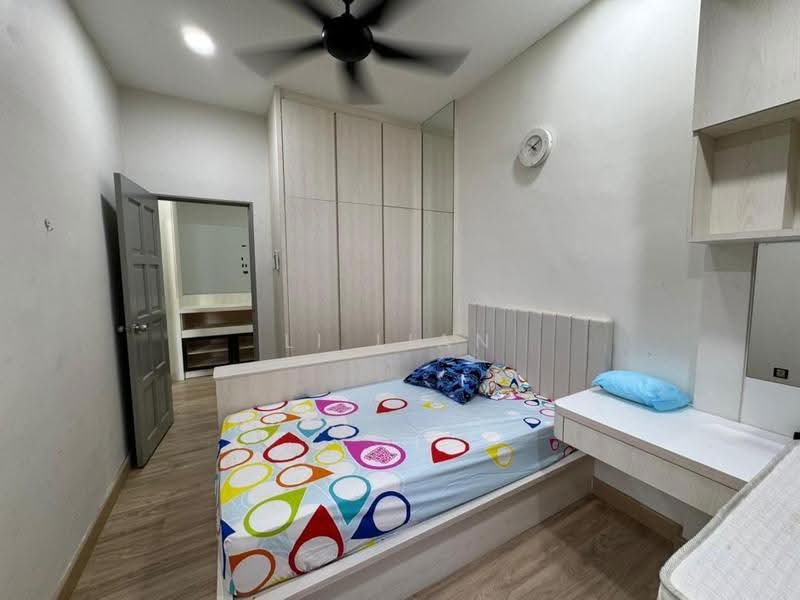 Cluster House for Sale in Austin Heights (Tebrau) - Li Lian Chew - Bedroom - PropertyGuru.com.my
