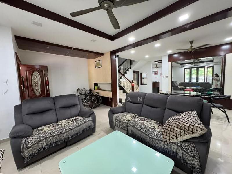 Cluster House for Sale in Austin Heights (Tebrau) - Li Lian Chew - Living Room - PropertyGuru.com.my