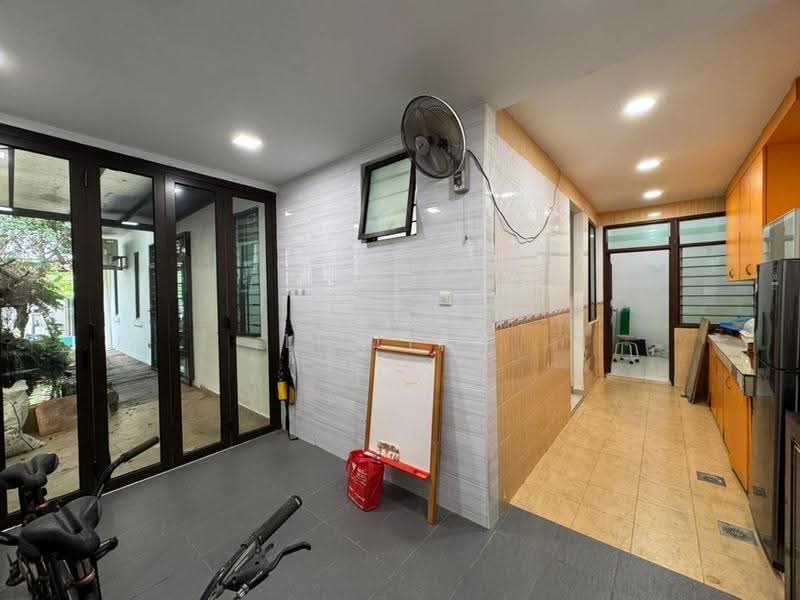 Cluster House for Sale in Austin Heights (Tebrau) - Li Lian Chew - Kitchen - PropertyGuru.com.my
