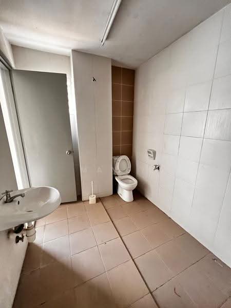 Terraced House for Sale in Rawang (Selangor) - Mandy Cheow - Bathroom - PropertyGuru.com.my