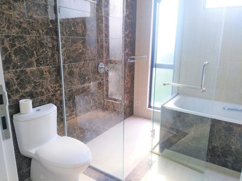 Semi-Detached House for Sale in 16 Sierra (Puchong) - Fern Wong - Bathroom - PropertyGuru.com.my