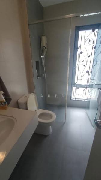 Cluster House for Rent in Sunway Alam Suria (Shah Alam) - Karen Ong - Bathroom - PropertyGuru.com.my