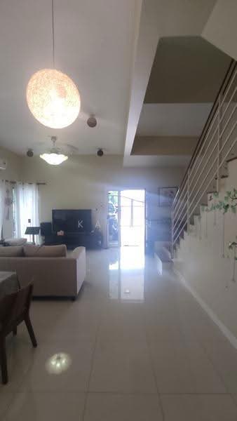 Cluster House for Rent in Sunway Alam Suria (Shah Alam) - Karen Ong - Living Room - PropertyGuru.com.my