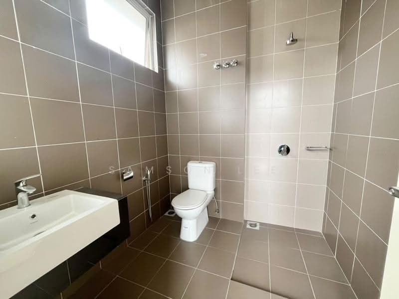 Semi-Detached House for Sale in M Residence (Rawang) - Samson Lee - Bathroom - PropertyGuru.com.my
