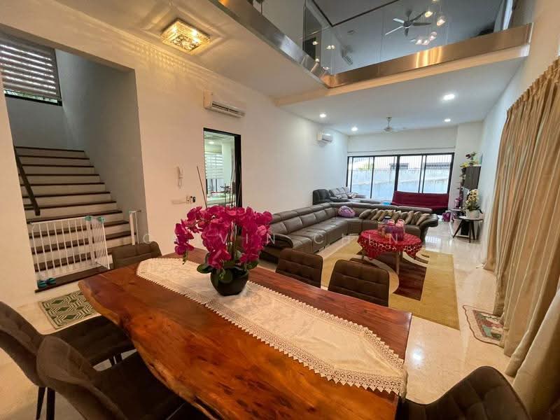Bungalow House for Sale in Ampang Jaya (Ampang) - calvin Chin - Living Room - PropertyGuru.com.my