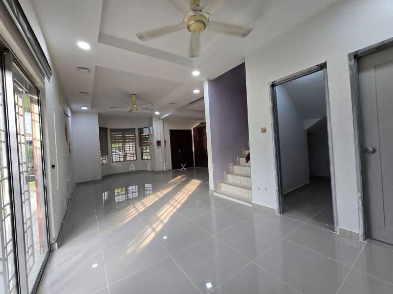 Terraced House for Sale in Bandar Puteri Klang (Klang) - Alex Lee - Living Room - PropertyGuru.com.my