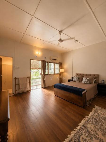 Rumah Teres 2-Tingkat untuk Disewa di Pulau Tikus (Penang) - Susan Chia - Bedroom - PropertyGuru.com.my