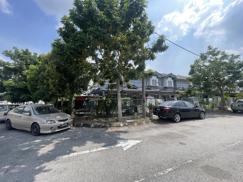 2-storey Terraced House for Sale in Alam Perdana (Puncak Alam) - Francis Soh - Exterior - PropertyGuru.com.my