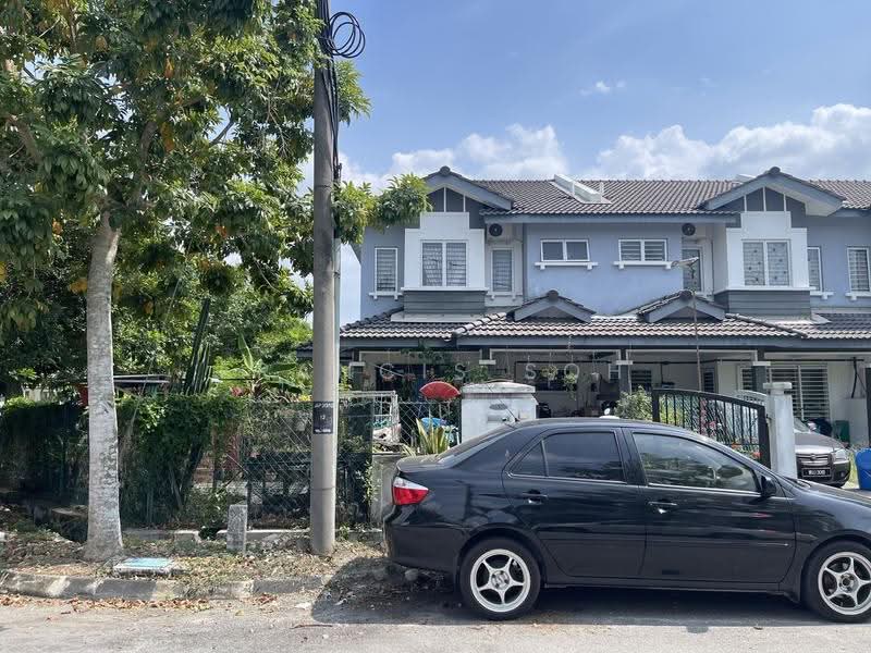 2-storey Terraced House for Sale in Alam Perdana (Puncak Alam) - Francis Soh - Exterior - PropertyGuru.com.my