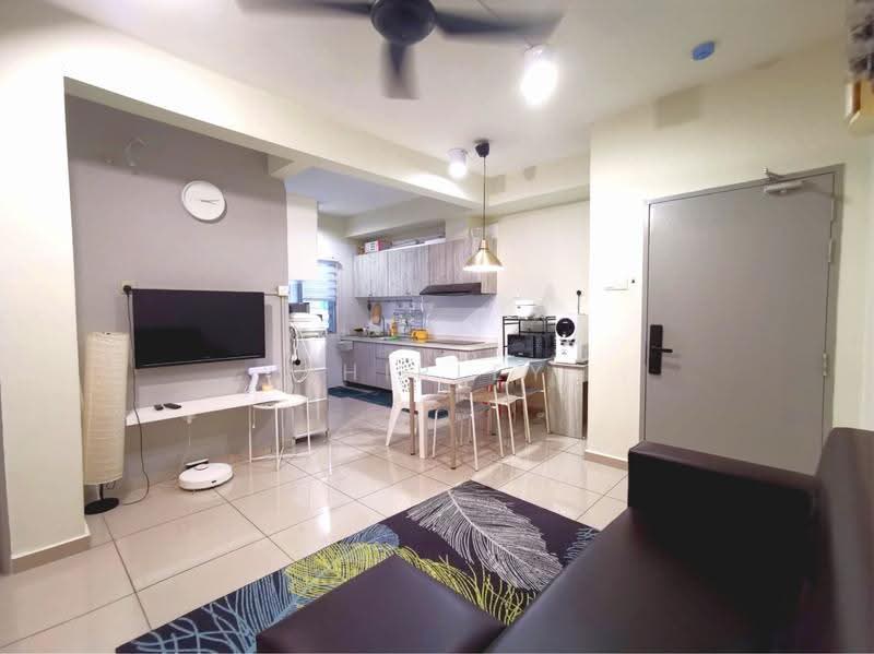 Kondominium untuk Disewa di The Edge Residence - Shirley Lim - Living Room - PropertyGuru.com.my