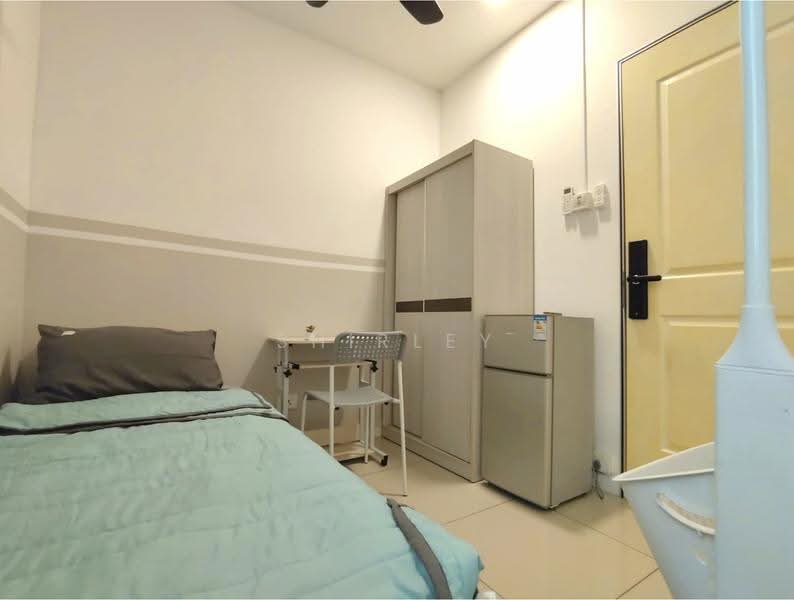 Kondominium untuk Disewa di The Edge Residence - Shirley Lim - Bedroom - PropertyGuru.com.my
