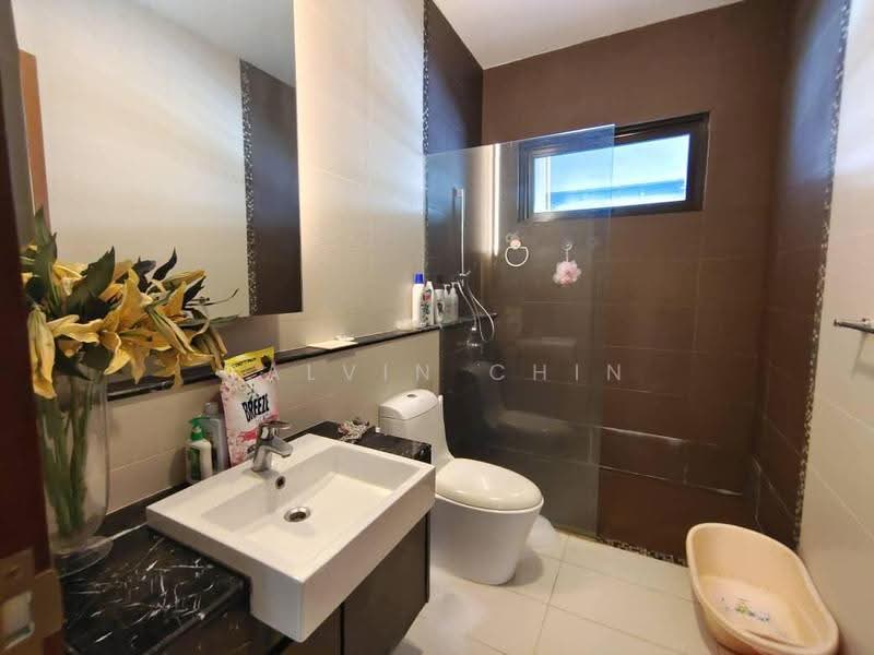 Bungalow House untuk Dijual di Ampang Jaya (Ampang) - calvin Chin - Bathroom - PropertyGuru.com.my