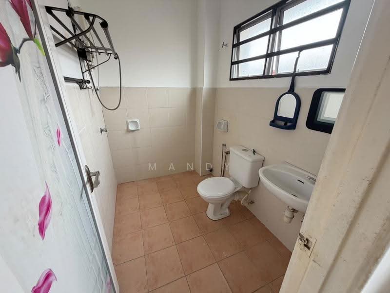 Terraced House for Sale in Desa Mutiara (Rawang) - Mandy Cheow - Bathroom - PropertyGuru.com.my