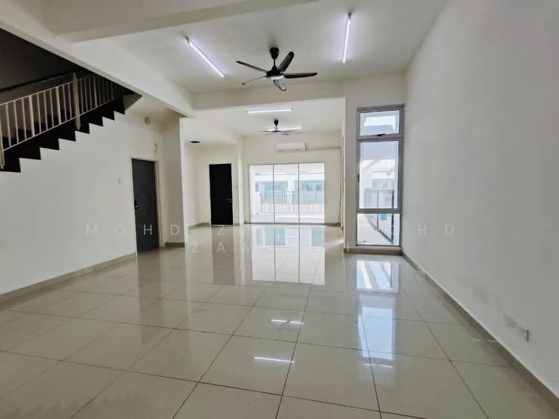 Rumah Teres 2-Tingkat untuk Dijual di Kepala Batas (Penang) - Mohd Zakri Mohd Zamberi - Living Room - PropertyGuru.com.my