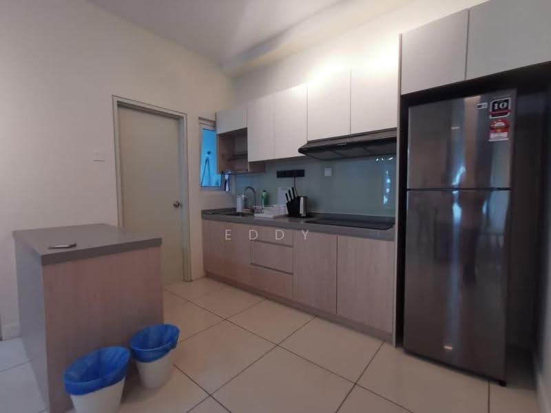 Kediaman Servis untuk Disewa di V Residence 3 @ Sunway Velocity - Eddy Hong - Kitchen - PropertyGuru.com.my